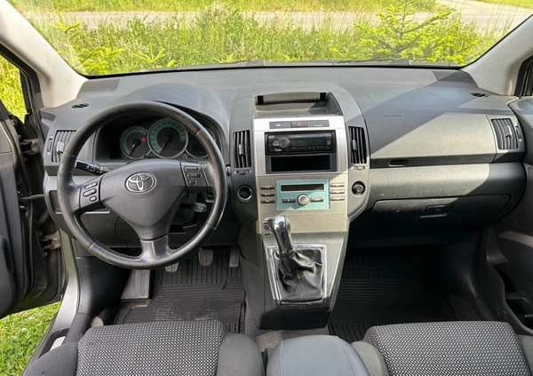 Toyota Corolla Verso cena 12900 przebieg: 287000, rok produkcji 2006 z Andrychów małe 781